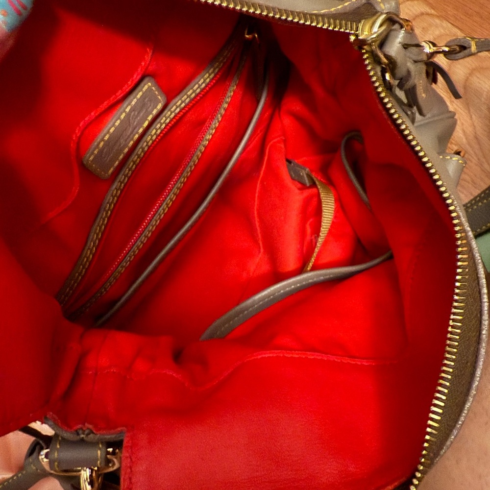 Dooney and Burke bag - Picture 2 of 4